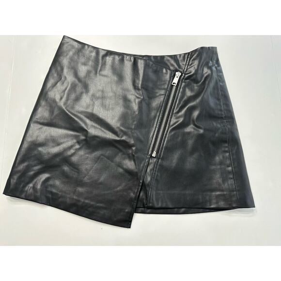 Zara Womens Size Small Black Faux Leather Mini Skirt Zipper Moto - Picture 1 of 5